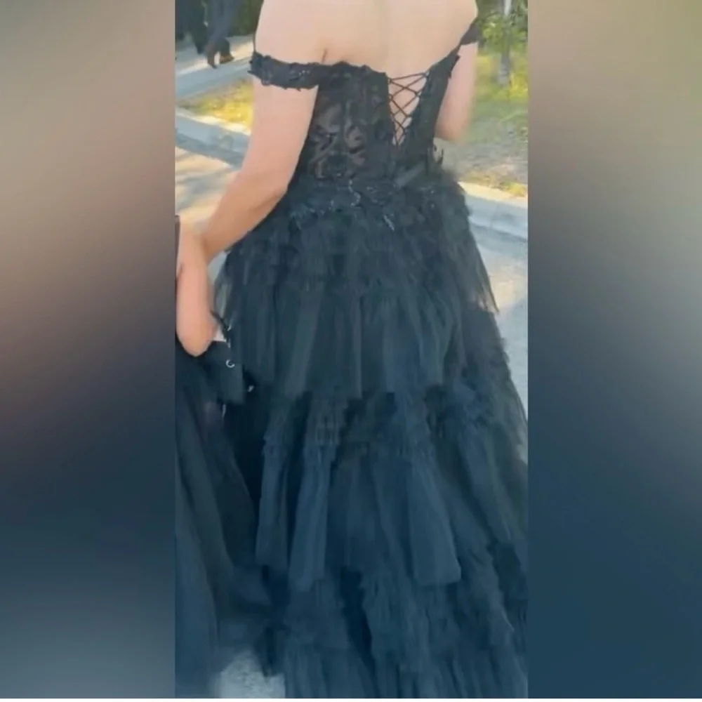 Elegant Black Evening Gown Off-Shoulder Dress Size:M wedding, prom dress